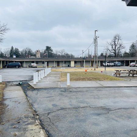 Woodridge Motel 特雷霍特 外观 照片